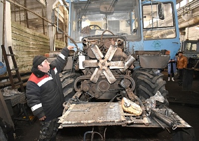 Скоро в поле загудят трактора