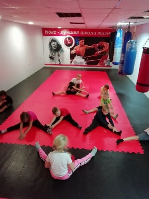 Всё больше боксёров становится в районе