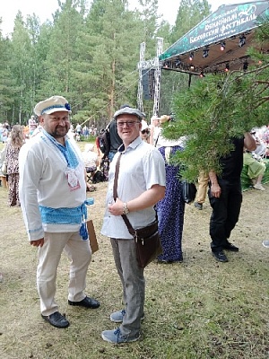 Алексей Текслер: Наша задача - из поколение в поколение передавать народные и культурные традиции