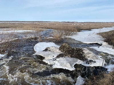 В Нагайбакском районе переливает дороги