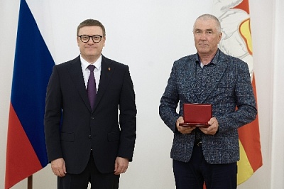 Трактористу Ивану Сапёрову из Нагайбакского района присвоено звание «Заслуженный работник сельского хозяйства Российской Федерации»