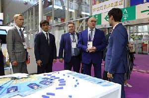 Губернатор лидирует среди южноуральской политической элиты