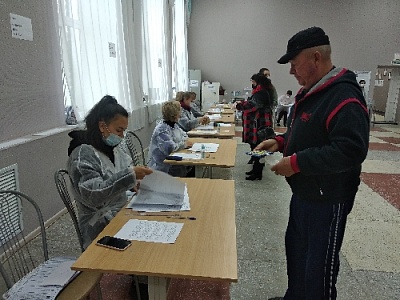 В Нагайбакском районе в первый день выборов проголосовали почти треть избирателей 