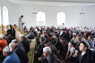 Мусульмане Нагайбакского района празднуют Ураза-Байрам