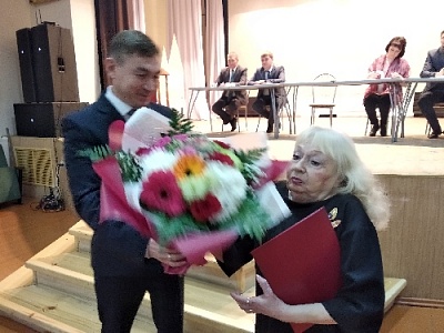 Почётного гражданина поздравили с юбилеем