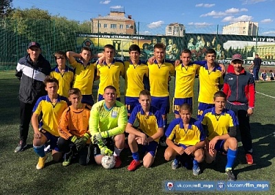 У наших футболистов второе место – в городском турнире