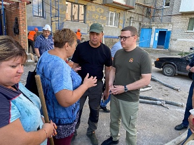 Алексей Текслер: Челябинская область делает все для восстановления мирной жизни на территории Донбасса 