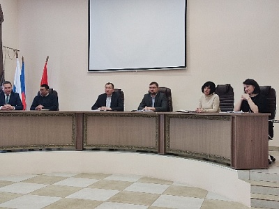 Очистят крыши от  наледи