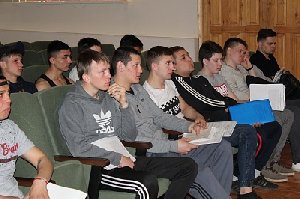 Сотрудники полиции Нагайбакского района проводят беседы с призывниками о вреде наркотиков