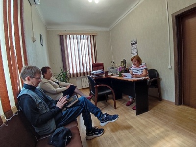 Платят в конвертах, избегая налоги?