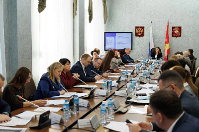 Соцконтракт стал доступнее для участников СВО и их семей 