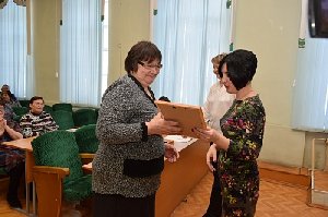 В Нагайбакском районе с праздником поздравили работников архивов