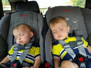 Перевозите детей правильно