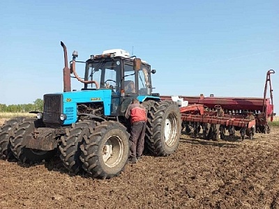 В хозяйствах Нагайбакского района посевная кампания набирает обороты