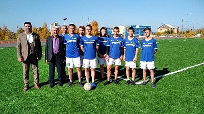 Форму – спортсменам