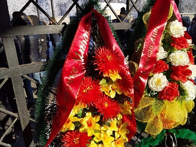 Город металлургов прощается с погибшими в предновогодней трагедии