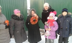 Читатели Кассельской библиотеки тоже поздравили бабушек