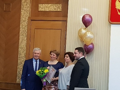 Журналистов Нагайбакского района наградили в Законодательном Собрании