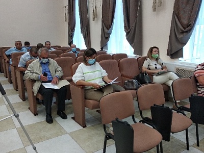 В Собрании депутатов разгорелись страсти вокруг очистных сооружений в Фершампенуазе