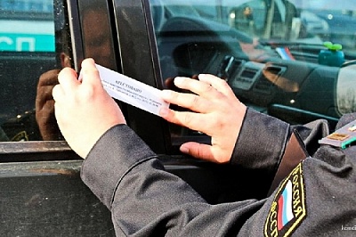 Пенсионер из Нагайбакского района сразу погасил долг после ареста автомобиля