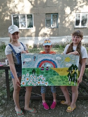 В поселке Северный дружно пели главную песню страны 