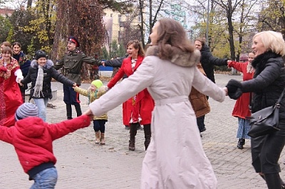 Ещё один хоровод