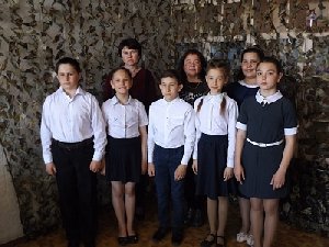 В «Землянке» - представители Касселя поют и читают стихи