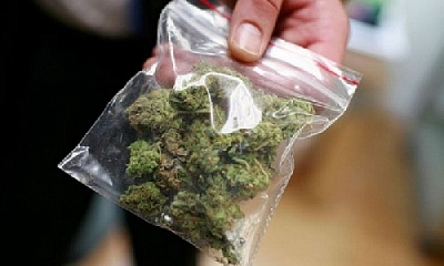 Боеприпасы и два пакета с наркотиками изъяты в Нагайбакском районе