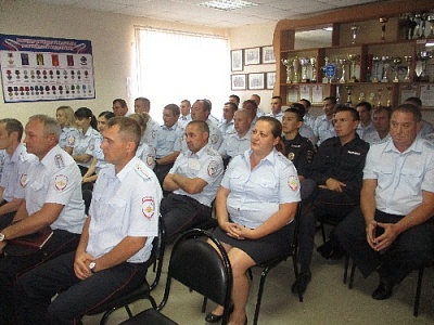 Полицейский - это звучит гордо