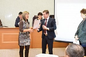 Сотруднице газеты «Всходы» вручена золотая медаль