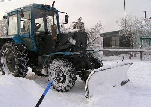 А как у вас чистят улицы от снега?