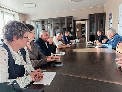 На маскировочные сети и снаряжение бойцам 