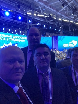 Главы работают в Москве