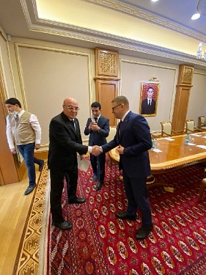 Алексей Текслер презентовал экономический потенциал Челябинской области в Ашхабаде 