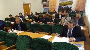 «Забыли» про машины и жильё