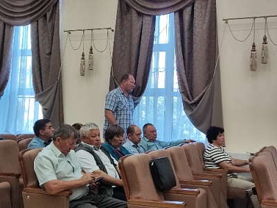 Ремонтируют аварии, меняют теплотрассу