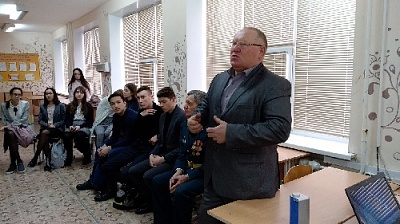 В Нагайбакском районе старшеклассники встретились с ветеранами службы