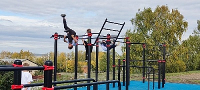 Горняки установили в Нагайбакском районе ещё один спортивный комплекс