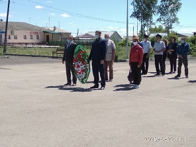 В Нагайбакском районе почтили память погибших воинов 