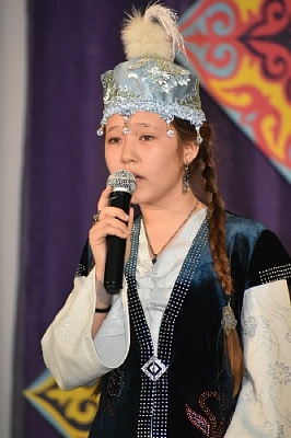 Весенний праздник с национальным колоритом