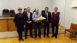 Создателя Музея камня наградили в администрации Нагайбакского района