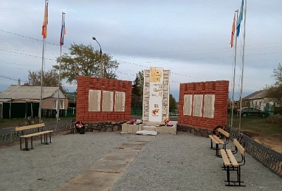 К празднику обновили монумент