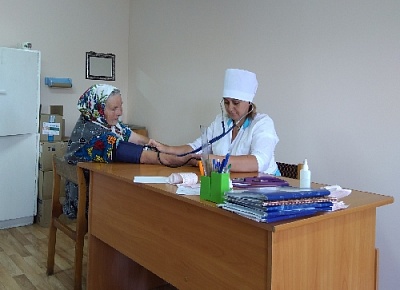 Медики будут работать и в праздничные дни