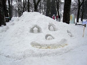 Прощай, сугроб!