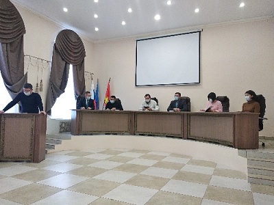 И снова обсудили бродячих собак