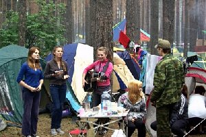 Четыре десятилетия с авторской песней