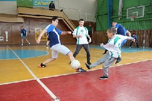 В Нагайбакском районе полицейские провели соревнования с подопечными