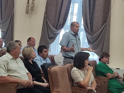 «Бесхозных» бурёнок будут загонять и штрафовать хозяев